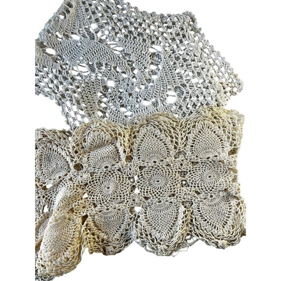 Handmade Crocheted Cream Table Runner 32" x 10" Vintage - Picture 7 of 8